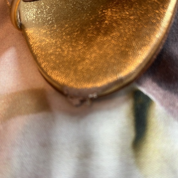 Gorgeous gold and white ankle boots. Excellent condition. 4 inch heel - Picture 6 of 7